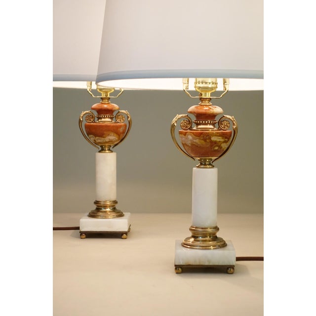 Art Deco 1930s French Depose Art Deco Neoclassic White/Salmon Onyx Marble Column & Urn Bronze Table Lamps - a Pair For Sale - Image 3 of 13