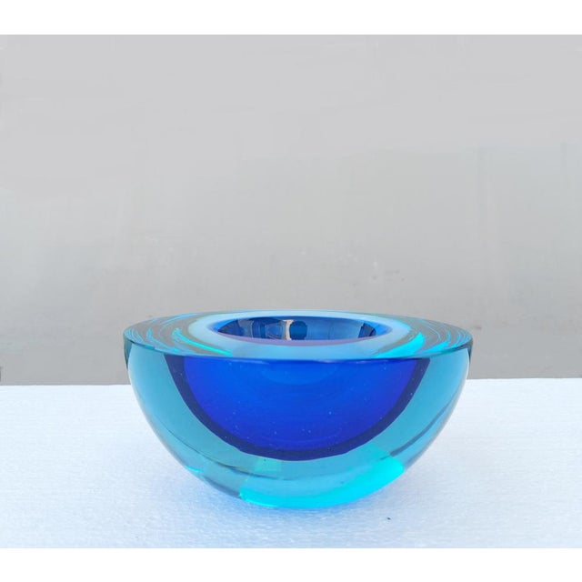A stunning mid-century Murano sommerso glass bowl attributed to Antonio Da Ros for Gino Cenedese, Italy, circa 1955–1965....