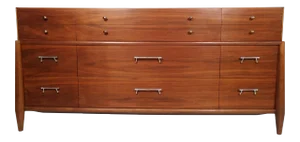 1960s Mid-Century Modern Nine Drawer Dresser