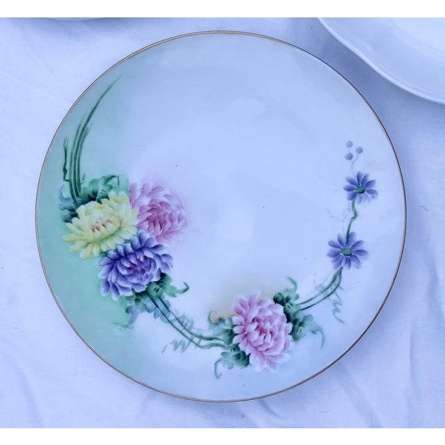 Butterflies and Pink, Yellow, and Blue Garden Flowers Decorative Wall Plate Curation- Set of 7 For Sale In Palm Springs - Image 6 of 14