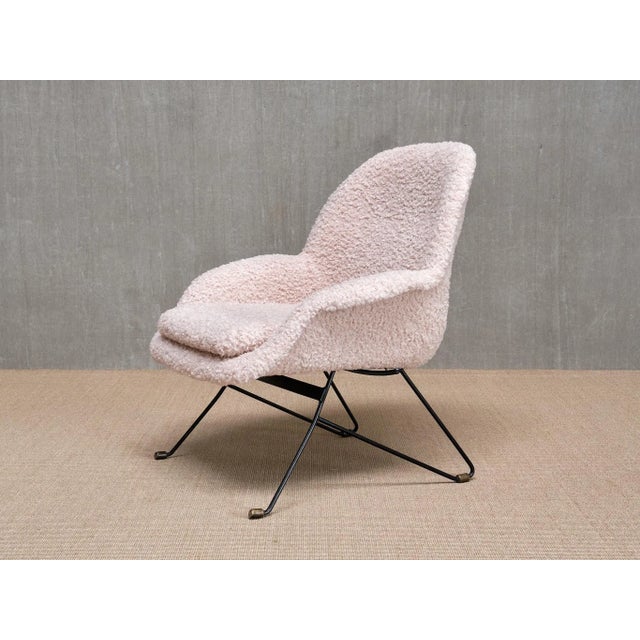 1950s Armchair in Nude White Bouclé by Augusto Bozzi for Saporiti Italia, Italy, 1950s For Sale - Image 5 of 17
