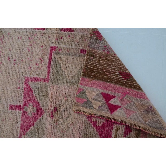 1950s Mid 20th Century Anatolian Kurdish Wool Carpet For Sale - Image 5 of 10