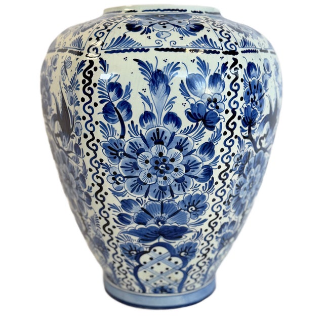 1970s Large Hand-Painted Delft Blue & White Vase With Bird Motif For Sale - Image 9 of 11