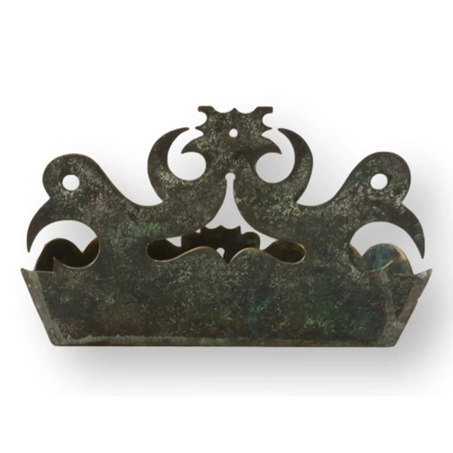 Victorian 19th-Century English Victorian Crown Wall Pocket For Sale - Image 3 of 5