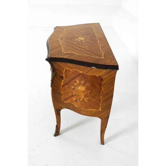 Early 20th Century Fine French Louis Style Inlaid Chest For Sale - Image 15 of 15