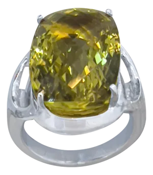 18 Carat Natural Lemmon Topaz Checkerboard Cocktail Ring 18 Karat Gold, Estate
