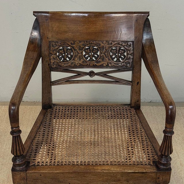 Auburn 19th Century British Mahogany Edwardian Hand-Carved Armchair For Sale - Image 8 of 18