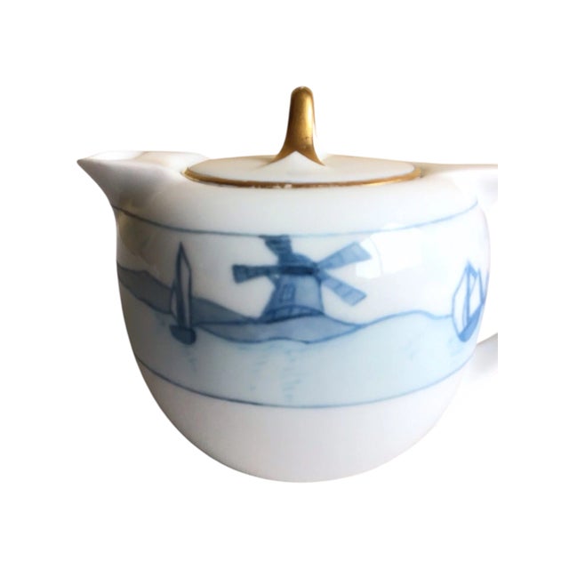 Early 20th Century Vintage Rosenthal Selb Bavaria Donatello Blue Windmill Gold Rim Sugar & Creamer Set- 2 Pieces For Sale - Image 5 of 13