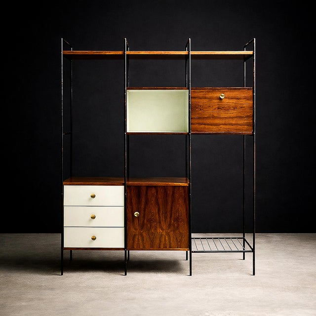 Mid-Century Modern “Mf 710” Modular Bookshelf in Rosewood & Metal, Geraldo De Barros for Unilabor, Brazil, C. 1955 For Sale - Image 3 of 17