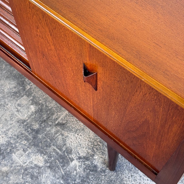1960s Teak Sideboard from Elliots of Newbury, 1960 For Sale - Image 5 of 18
