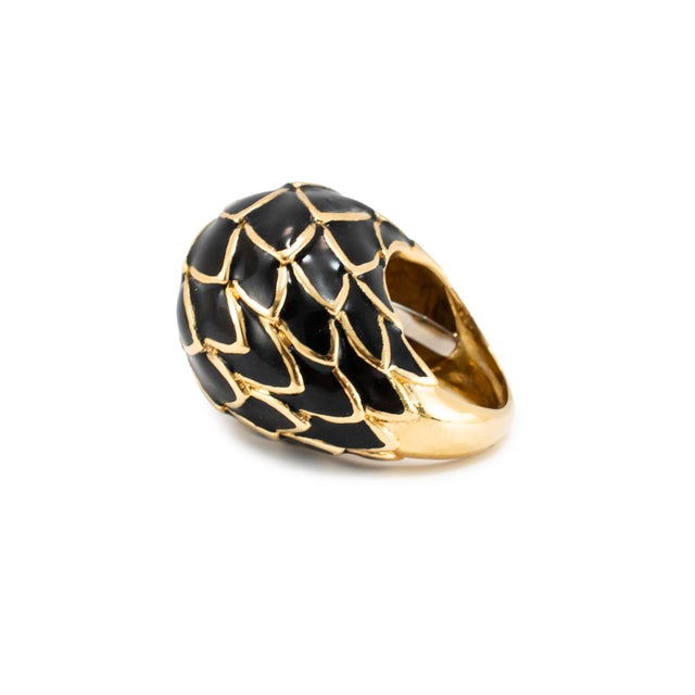David Webb Vintage David Webb Leaf Motif 18k Yellow Gold Black Enamel Dome Cocktail Ring, Size 5.5 For Sale - Image 4 of 9