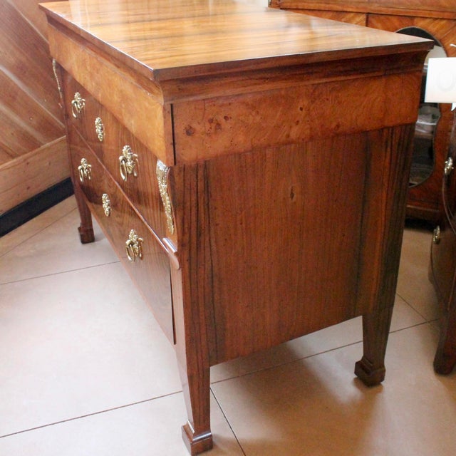 Early 19th Century Italian Neoclassical Commode With Exceptional Brass Hardware For Sale - Image 5 of 18