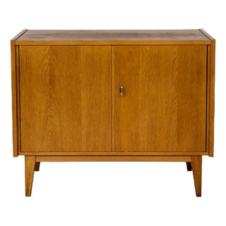 Vintage Chest of Drawers in Warm Oak, 1960s For Sale