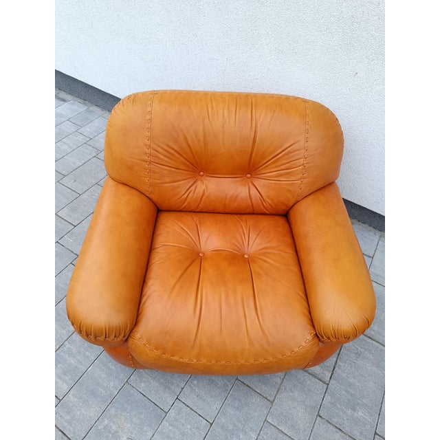 Cognac Leather Sapporo Armchair from Mobil Girgi, Italy, 1970s For Sale - Image 9 of 10