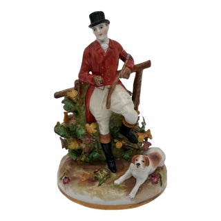 Antique Von Scheirholz Fox Hunting Figurine With Beagle, 1907-1920s For Sale