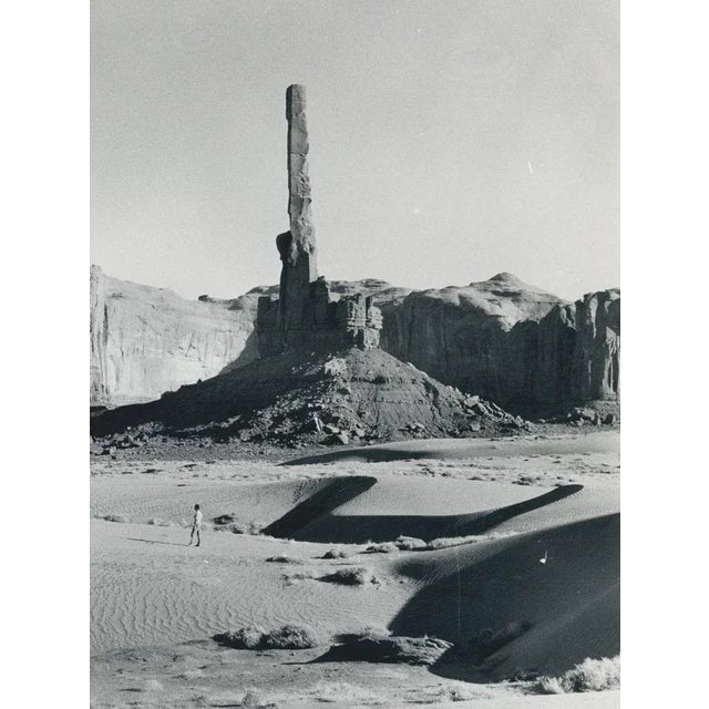 Monument Valley, Utah/Arizona, USA, 1960s, Black & White Photograph For Sale - Image 3 of 5