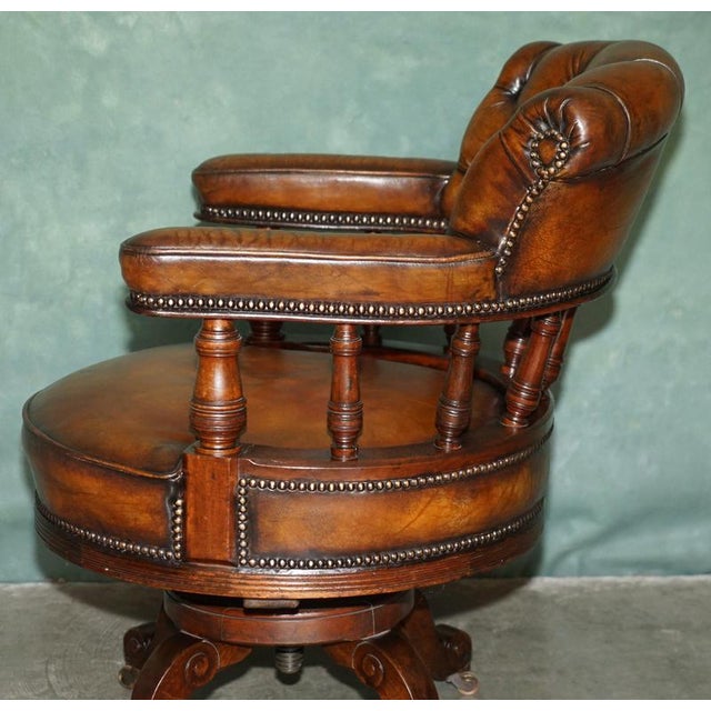 Antique Captain's Desk Chair in Brown Leather, 1880 For Sale - Image 18 of 18