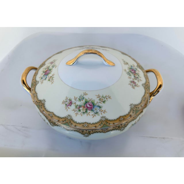 English Vintage Covered Vegetable Serving Dish For Sale - Image 3 of 9