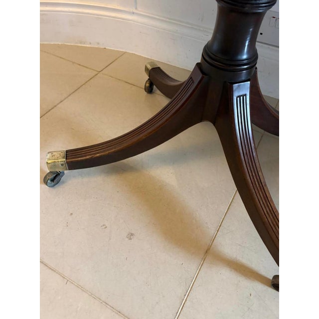 Antique Georgian Mahogany Extendable Triple Pillar Dining Table, 1800 For Sale - Image 18 of 18