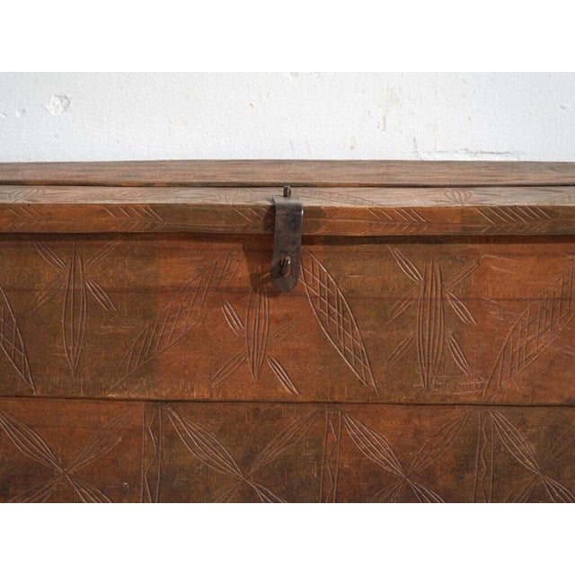 Antique Carved Trunk in Pine Wood, Romania, 1900 For Sale - Image 9 of 11