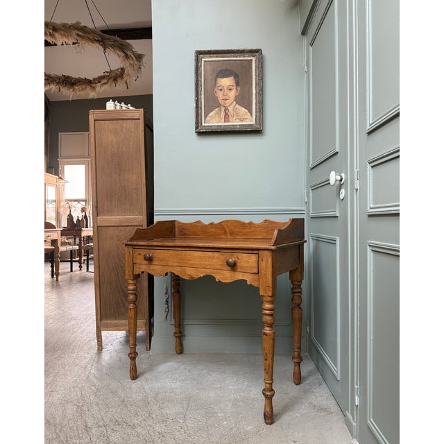 English Console Desk in Pine, 1920s For Sale - Image 3 of 11