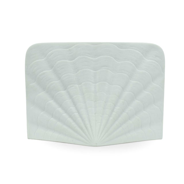 White Handmade Lladró Collectors Society Porcelain Plaque Featuring Don Quixote Bas With Founder Signatures For Sale - Image 8 of 8