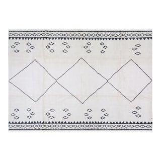 Moroccan Hand Knotted Wool Rug, 9'10"x13'9" For Sale