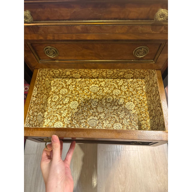 Brown 1930s French Empire Style Lingerie Chest With Marble Top, Cleopatra Bust Mounts & Paw Feet [Rg] For Sale - Image 8 of 11