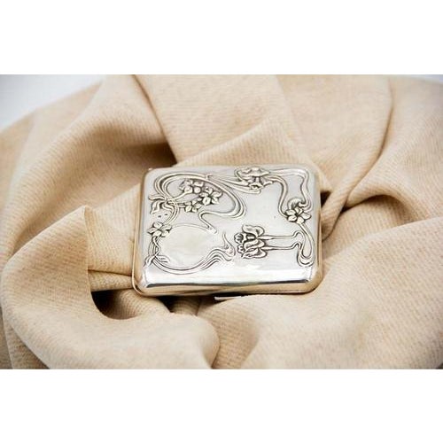 Silver Cigarette Case in Art Nouveau Style For Sale - Image 4 of 4