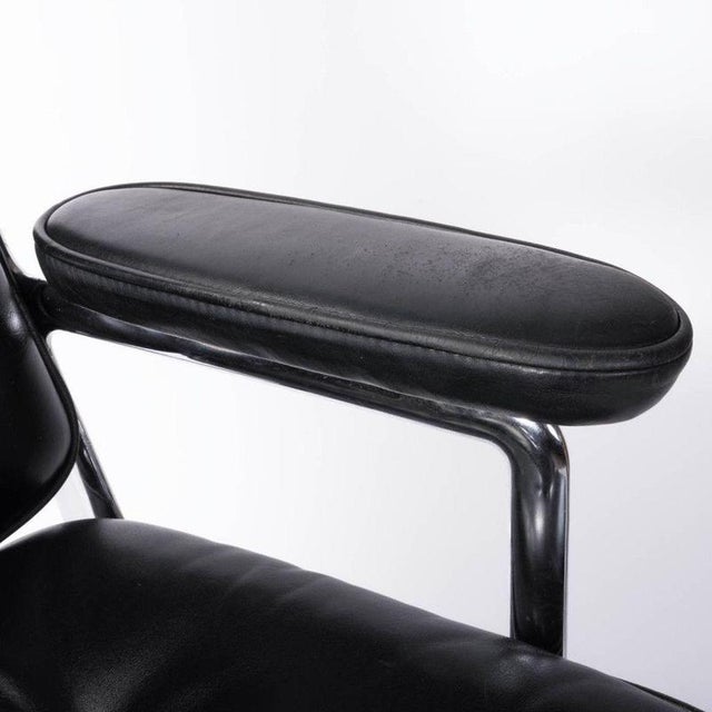 Black Lobby Office Chair from Vitra, 1980s For Sale - Image 8 of 11