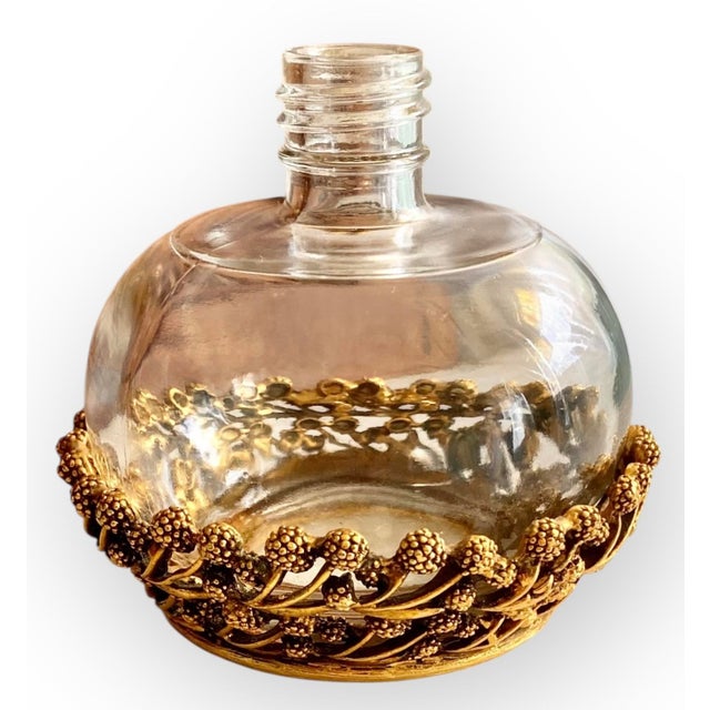 1950s Vintage MCM German Gold Plated Ormolu Perfume Bottle Mulberry Tree Stopper For Sale - Image 5 of 16