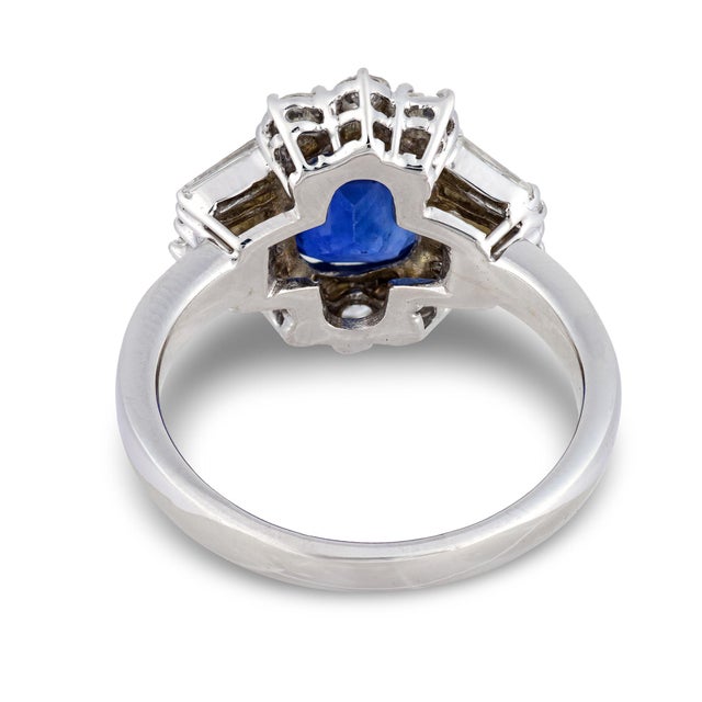 1950s Gia 4.07 Carat Ceylon Sapphire Diamond Platinum Cocktail Ring, Size 9.5 For Sale In Los Angeles - Image 6 of 7