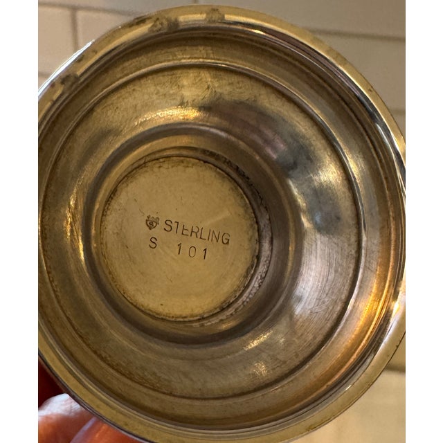 Beautiful pair of antique Georgian salt & pepper shakers. They are in excellent condition and have a unique urn shape...