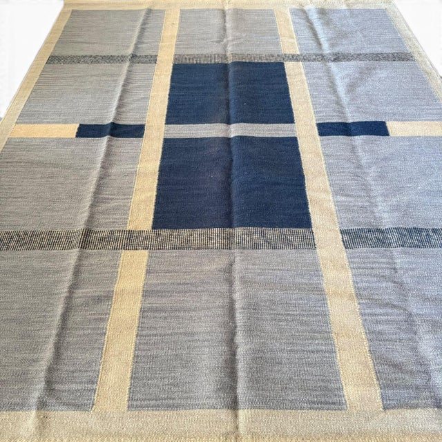 Mid-Century Modern Modern Swedish-Inspired Kilim Rug | 8' X 10' | Flatweave in Blue & Ivory For Sale - Image 3 of 6