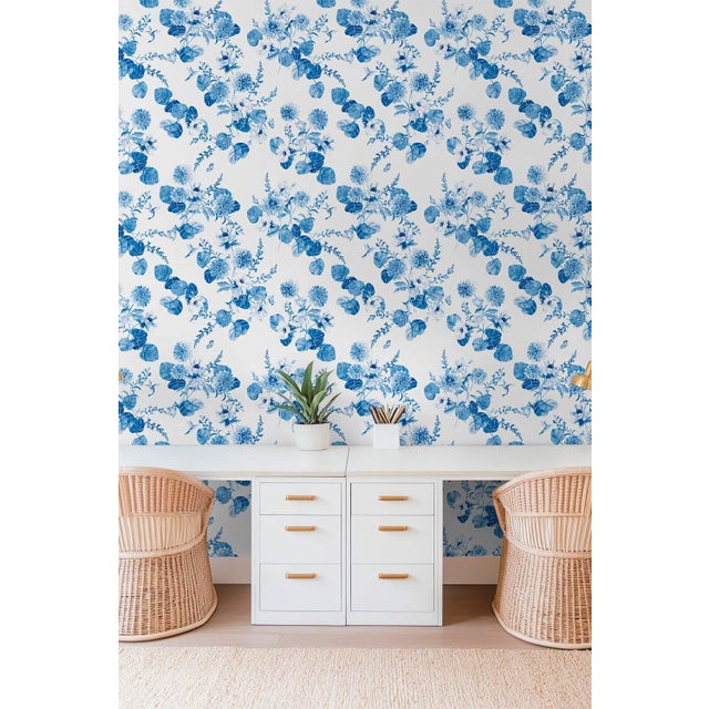 Chirp Society Floral Grasscloth Wallpaper by House Party | French Blue | 8 Yards For Sale In Charlotte - Image 6 of 10