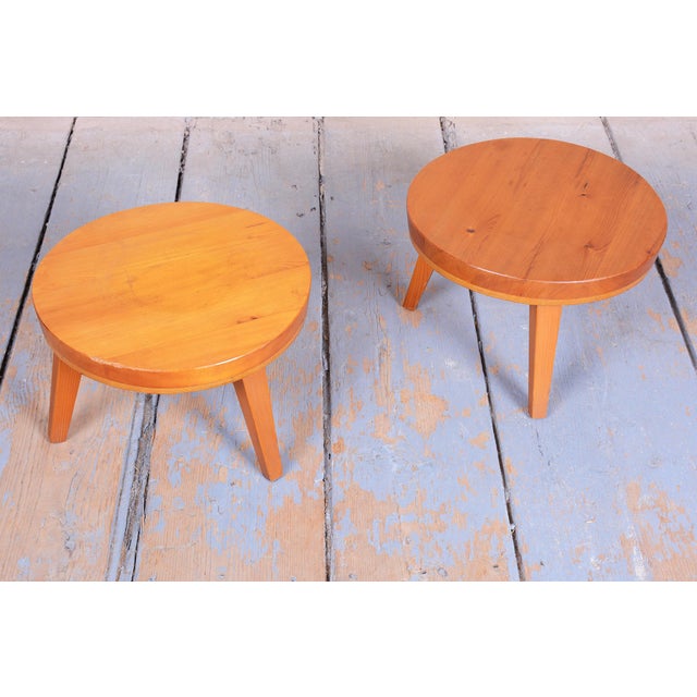 Mid-Century Small Tables in Larch Wood, Czech. 1950s, Set of 2 For Sale - Image 6 of 9