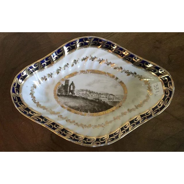 Traditional 18th Century English George III Worcester Porcelain Lozenge Shape Dessert Dish Plate Droitwich Spa For Sale - Image 3 of 11