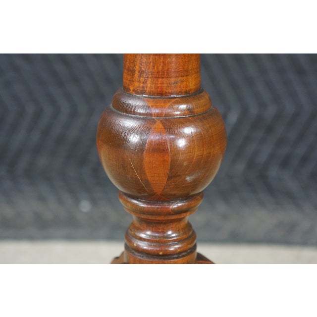 Vintage Georgian Style Round Mahogany Piecrust Pedestal Table Sculpture Stand For Sale - Image 15 of 18