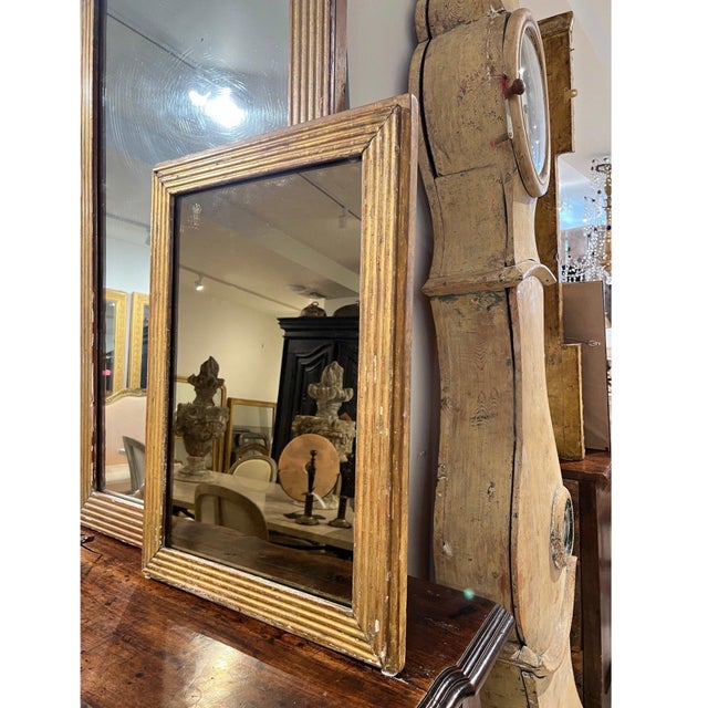 French 19th Century French Louis XVI Small Giltwood Mirror For Sale - Image 3 of 5