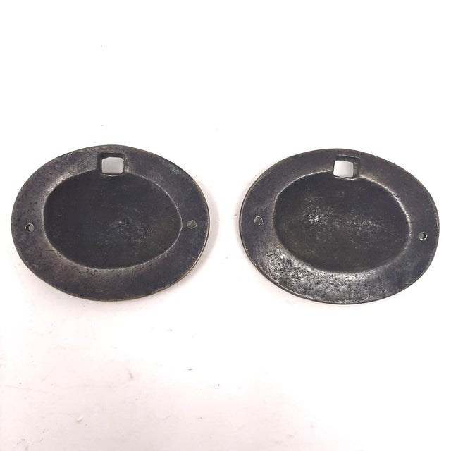 These beautiful sunflower plates can be used as cabinet or door hardware, bring character to a part of your house, or...