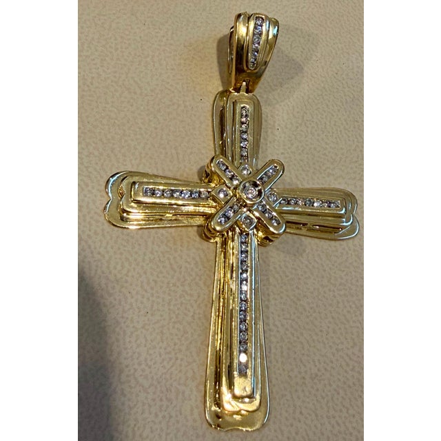 Metal 2.8 Ct White Diamond Big Cross Pendant in 14 Kt Yellow Gold with Big Bail 21.5gm For Sale - Image 7 of 18