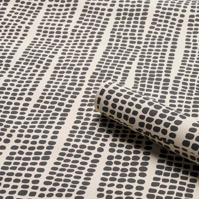 Schumacher SAMPLE - Schumacher Noland Wallpaper In Carbon For Sale - Image 4 of 6