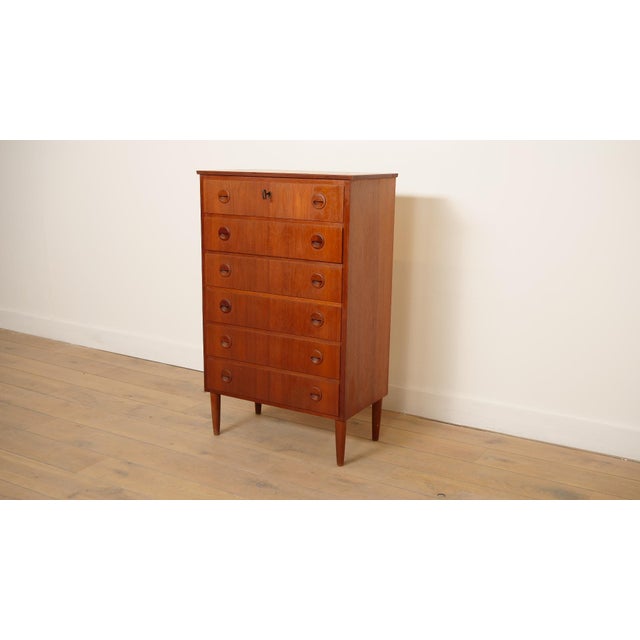 Vintage Danish Chest of Drawers in Teak For Sale - Image 3 of 10