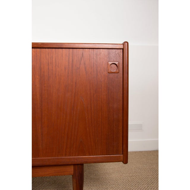 Danish Teak Sideboard by Johannes Andersen for Skaaning Mobelfabrik, 1960 For Sale - Image 18 of 18