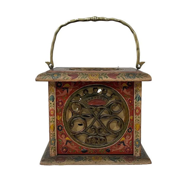 Dutch Hindeloopen square footstove, 1837 Square stove, decorated with carvings of 4 x Turkish knots and fitted with a...