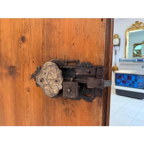 Baroque Hand-Painted Farmhouse Cupboard in Softwood For Sale - Image 15 of 16