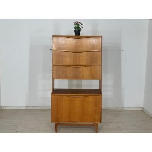 Vintage Linen Closet Wardrobe from Hellerau For Sale - Image 10 of 10