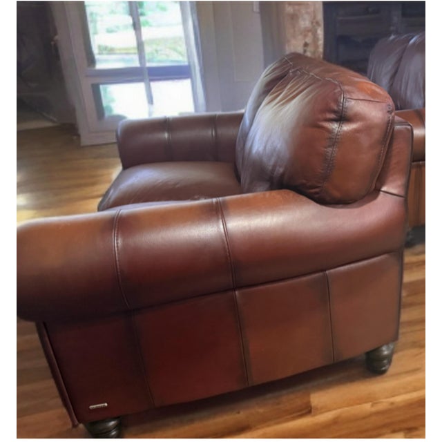 Traditional Natuzzi Maturità Italian Cognac Top Grain Leather Loveseat – Made in Italy For Sale - Image 3 of 11