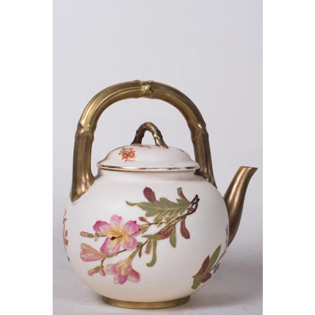 Late 19th Century Antique Royal Worcester Bush Ivory Tea Pot For Sale - Image 5 of 5