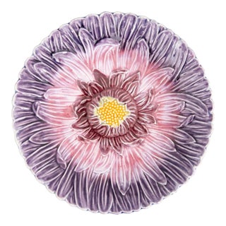 Antique French Orchies Majolica Purple Chrysanthemum Daisy Plate, Circa 1890 For Sale